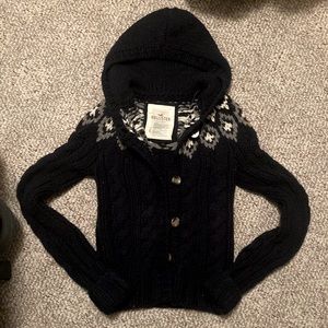 Hollister sweater